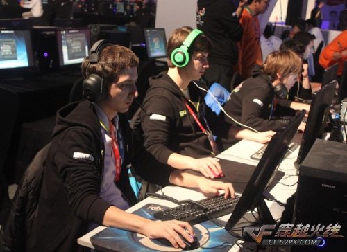 EPL S20 小组赛：挺进胜决！NaVi 2-0 NIP