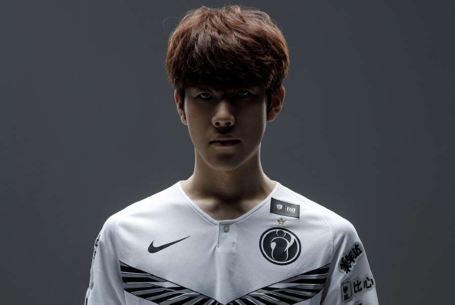 资讯【吃鸡往事】123 一辆车耍得虎虎生风